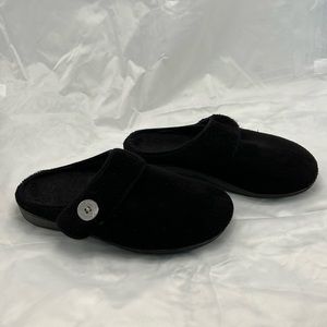 Vionic Sadie Scuff Slippers used